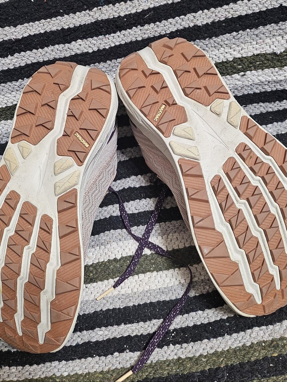 Pre-owned 2024 Altra Experience Wild - Picture 5 of 10